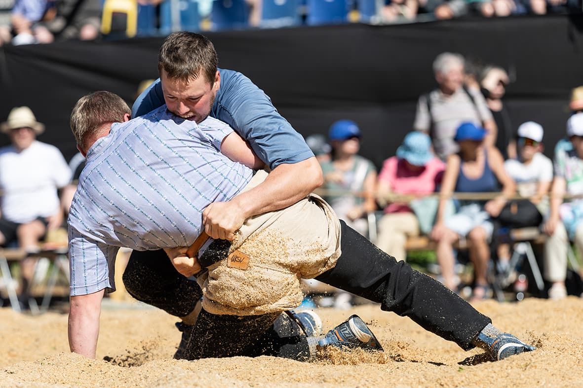 Alex Schuler vs Simon Gabriel